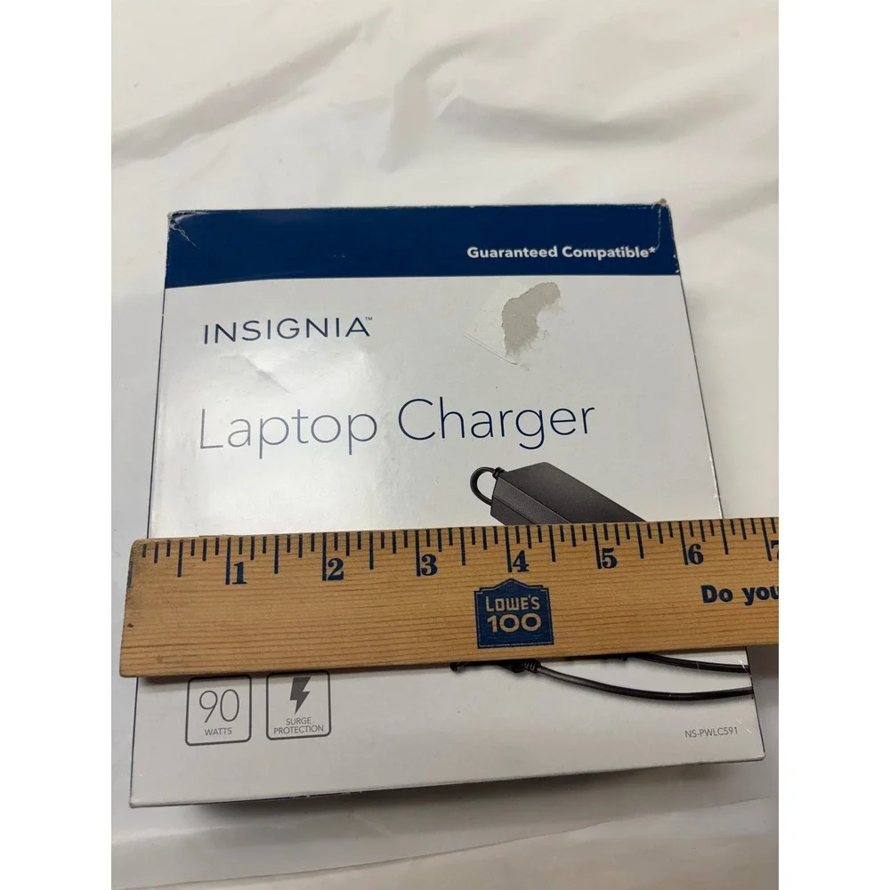 Insignia 90W Universal Laptop Charger AC Adapter NS-PWLC591 Black